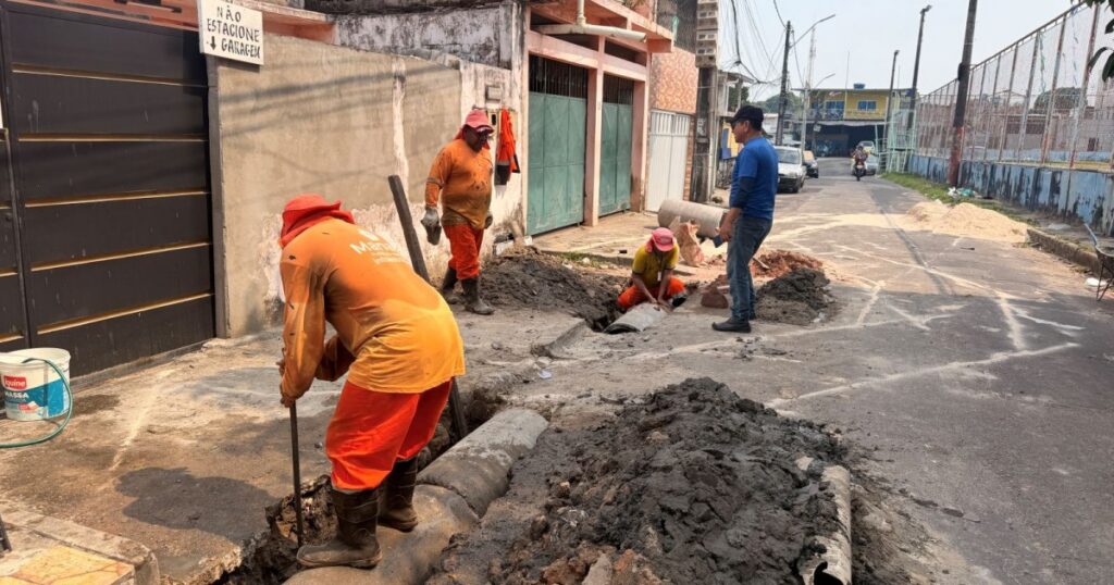 Rompimento altera escoamento e exige intervenção em drenagem de Petrópolis