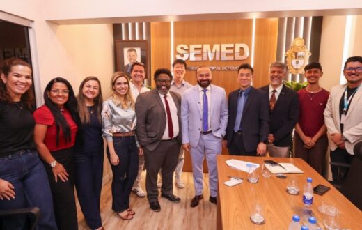 Formação em coreano inclui fala, leitura e escrita para alunos de seis escolas de Manaus