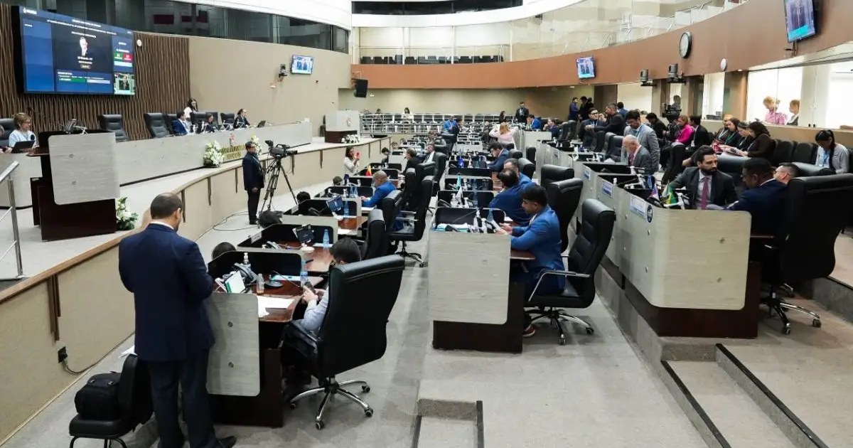 Emenda devolve projeto de mamografia às comissões após votação na Câmara de Manaus