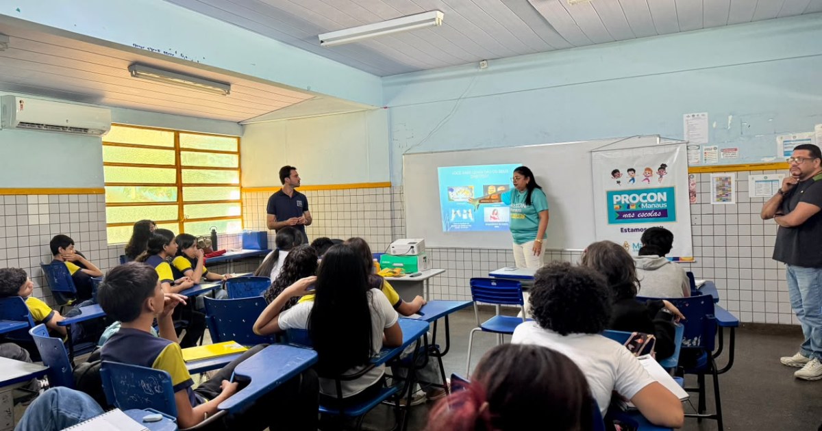 Ação em escola de Manaus apresenta atuação do Procon a mais de 60 estudantes