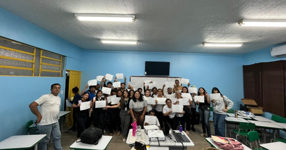 Grupo de WhatsApp será usado para orientar inscritos em capacitação da Semtepi em Manaus