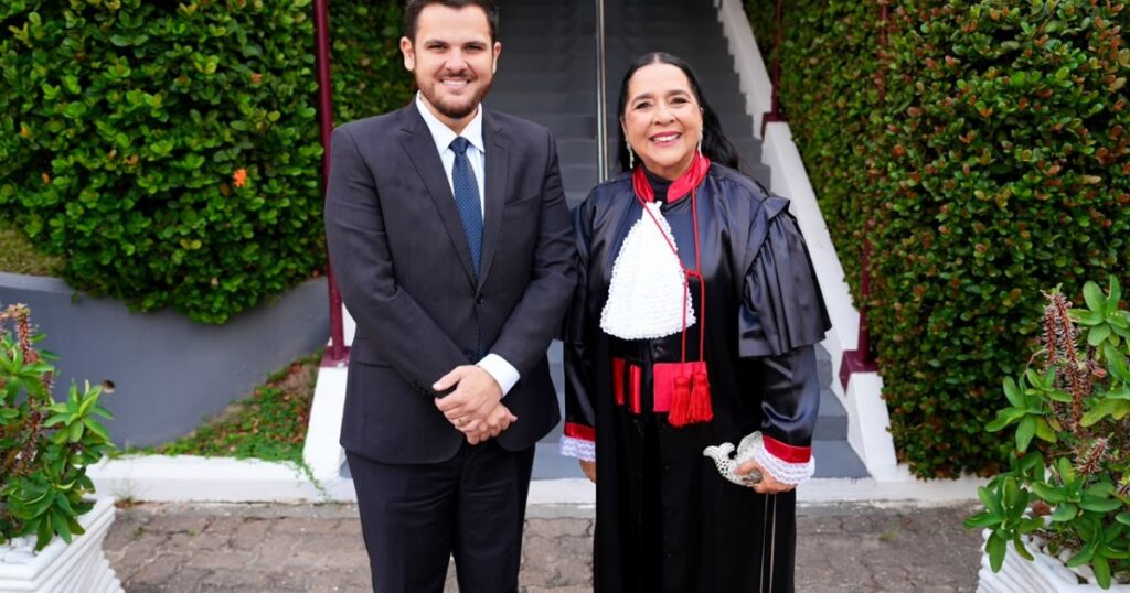 Solenidade do MP-AM reúne autoridades e marca novo período de Leda Mara na instituição